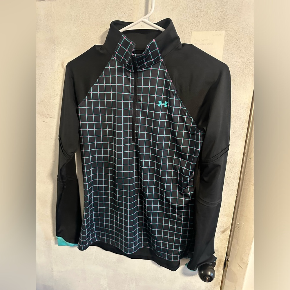 UNDERARMER women’s heat gear size small